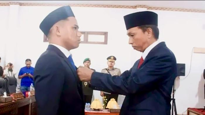 Ignatius Tando Rano Resmi Gantikan Alexander Rantetondok di DPRD Toraja Utara